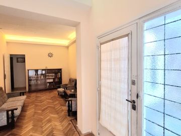 VENTA CASA MULTIFAMILIAR BECCAR PERMUTA