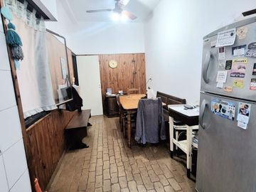 VENTA CASA MULTIFAMILIAR BECCAR PERMUTA