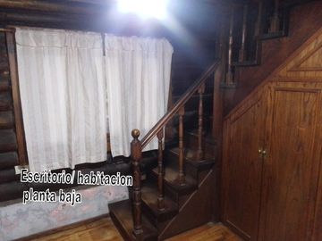 VENTA CASA ESTILO CABAÑA ZONA COMERCIAL PILAR