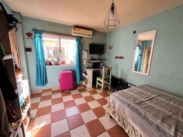 PH EN VENTA 2 AMB, CASEROS, TRES DE FEBRERO