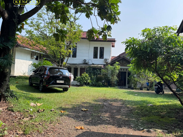 DIJUAL: Tanah Beserta Bangunannya di Jalan Adhyaksa Raya 2, Jaksel