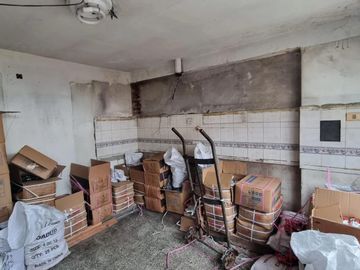 Casa en venta - 4 Dormitorios 3 Baños - Cocheras - 251Mts2 - Loma Hermosa