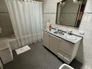 Chalet  en Remedios de Escalada