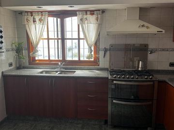 Chalet  en Remedios de Escalada