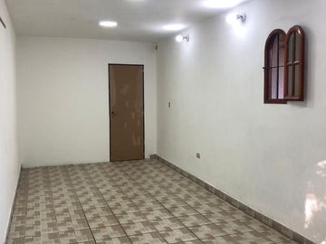 Chalet  en Remedios de Escalada