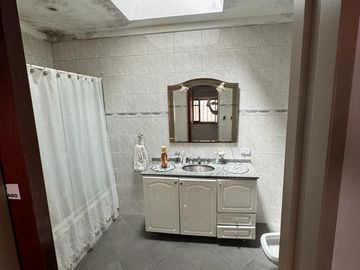 Chalet  en Remedios de Escalada