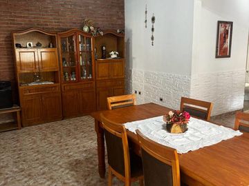 Chalet  en Remedios de Escalada