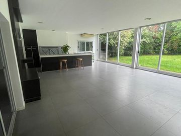 Casa en Campos De Echeverria venta con Renta
