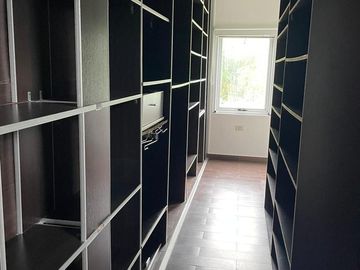 Casa en Campos De Echeverria venta con Renta