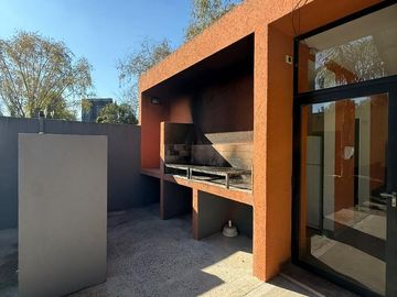 Excelente departamento 3 amb con cochera en Las Cavas, Canning