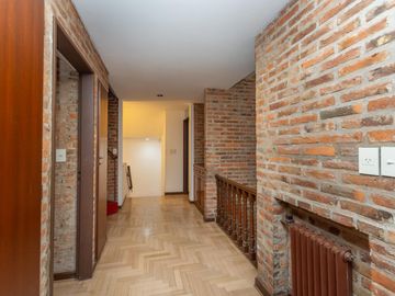 Casa en venta en Martinez de Libertador al Rio, de excelente calidad.