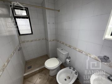 Departamento en Berazategui en Venta 3 AMB con cochera oportunidad