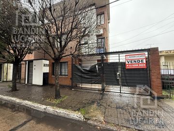 Departamento en Berazategui en Venta 3 AMB con cochera oportunidad