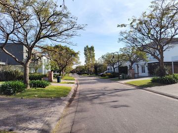 Venta, Casa, Nordelta, Barrio Los Lagos, Amplia, Piscina, Playroom, Financiación