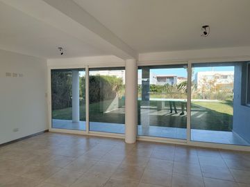 Venta, Casa, Nordelta, Barrio Los Lagos, Amplia, Piscina, Playroom, Financiación