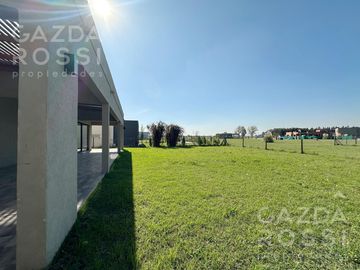 Excelente casa en San Simon