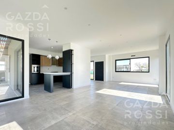 Excelente casa en San Simon