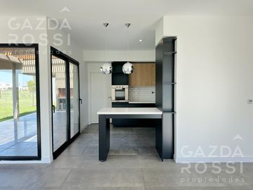 Excelente casa en San Simon