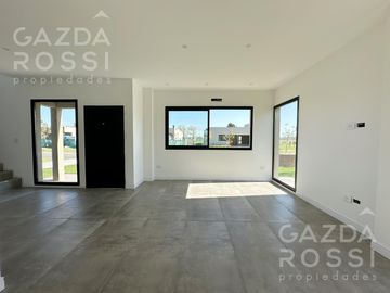 Excelente casa en San Simon