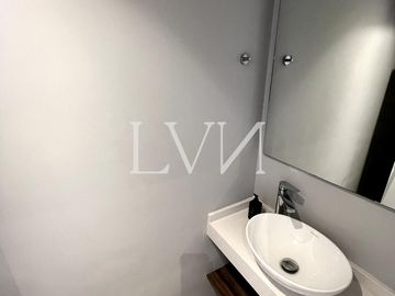 Venta departamento 2 ambientes con balcón a estrenar en Palermo Hollywood