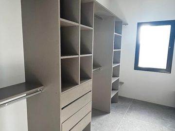 Casa en venta, pileta, Barrio Cerrado, Escobar