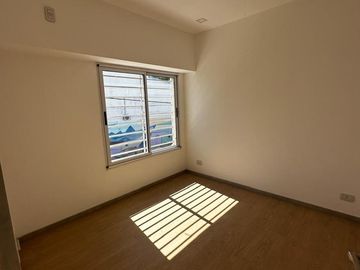 Excelente Duplex en la calle  Racedo esquina Azurduy