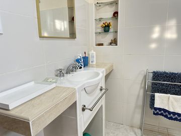 Venta Casa quinta con piscina, 1 habitación   dependencia Barrio Del Carmen - Lobos
