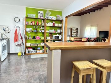 Venta Casa quinta con piscina, 1 habitación   dependencia Barrio Del Carmen - Lobos