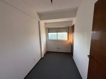 Departamento de 3 Ambientes en Pleno Centro de Monte Grande!!!!