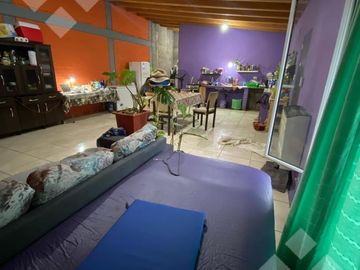 VENTA CASA  1 DORMI - Bº Petroleros Jerarquicos - Plottier