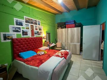 VENTA CASA  1 DORMI - Bº Petroleros Jerarquicos - Plottier