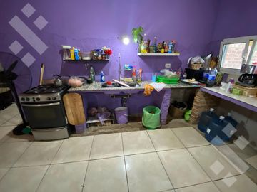 VENTA CASA  1 DORMI - Bº Petroleros Jerarquicos - Plottier