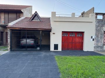 CASA EN MUY BUEN ESTADO