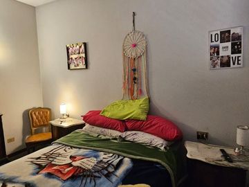 CASA EN VENTA 3 AMB CON COCHERA LOMAS DE ZAMORA