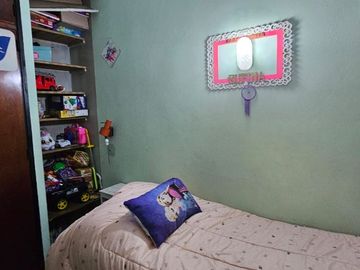 CASA EN VENTA 3 AMB CON COCHERA LOMAS DE ZAMORA