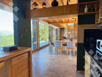 VENTA CASA 4 DORMITORIOS - CHAPELCO GOLF - SAN MARTIN DE LOS ANDES