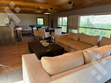 VENTA CASA 4 DORMITORIOS - CHAPELCO GOLF - SAN MARTIN DE LOS ANDES