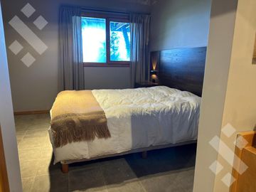 VENTA CASA 4 DORMITORIOS - CHAPELCO GOLF - SAN MARTIN DE LOS ANDES