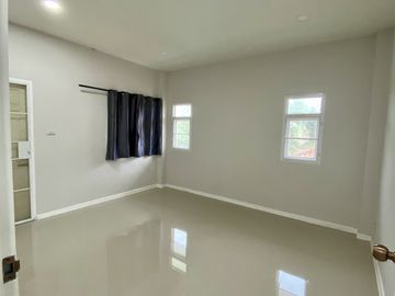 4 Bedroom House for sale in Ban Waen, Chiang Mai