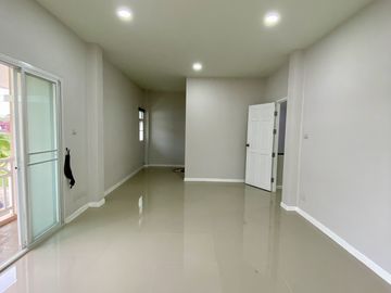 4 Bedroom House for sale in Ban Waen, Chiang Mai