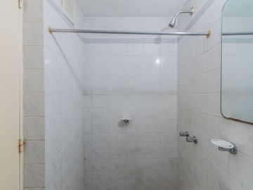 VENTA MONOAMBIENTE BALVANERA LUMINOSO