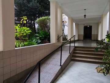 2 ambientes en venta. Apto prof. Plaza Miserere