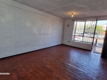 GASALI PROPIEDADES VENDE VILLA CASAS DEL HUERTO