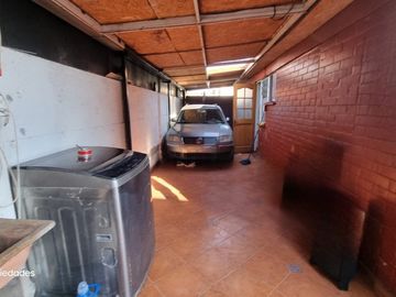 GASALI PROPIEDADES VENDE CASA EN VILLA CASAS DEL HUERTO