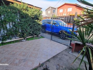 GASALI PROPIEDADES VENDE CASA EN VILLA CASAS DEL HUERTO