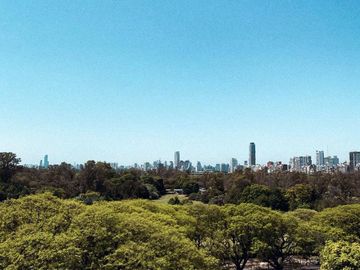 Monoambiente con cochera en venta en Belgrano