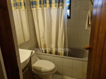 Excelente casa en consolidado condominio de la comuna