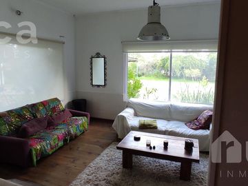 ALQ VERANO | Comoda Casa con hermoso Jardin, Pileta y Quincho