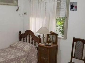DEPARTAMENTO EN VENTA- SANTA FE 1000- FRENTE A PLAZA CABRAL
