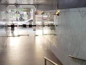 DEPARTAMENTO EN VENTA- SANTA FE 1000- FRENTE A PLAZA CABRAL